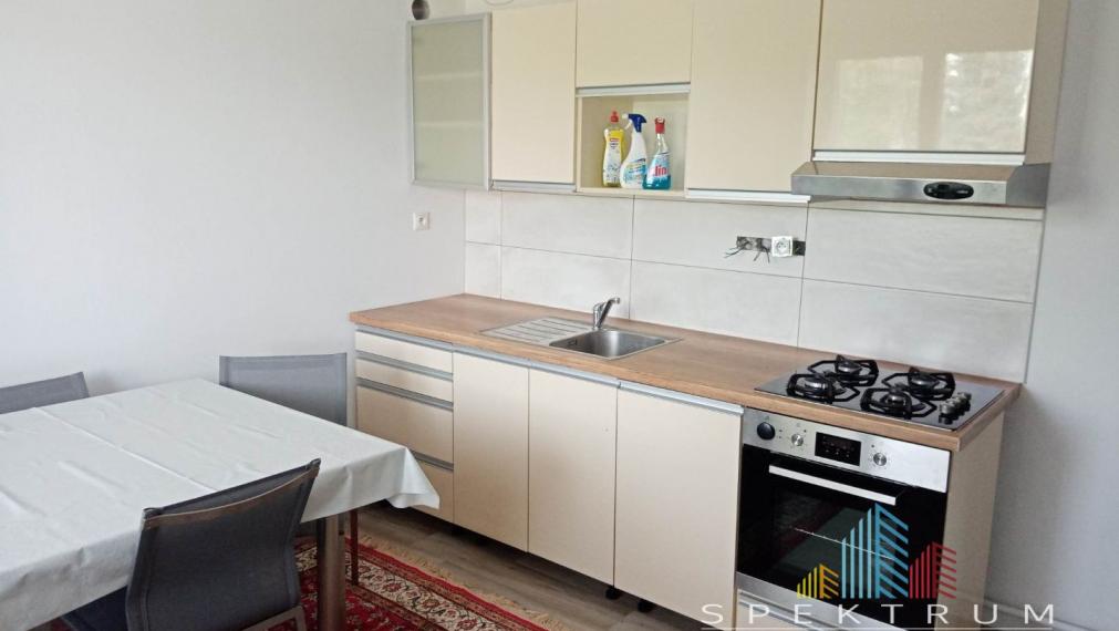 Na prenájom pekný 2 izbový byt-Bánovce n/B- CENTRUM