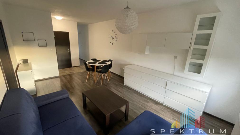 Rezervované...Na prenájom 2 izb. byt Bánovce n/B s loggiou