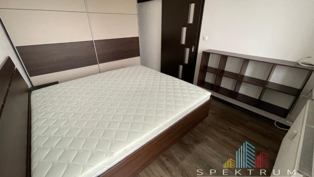 Rezervované...Na prenájom 2 izb. byt Bánovce n/B s loggiou