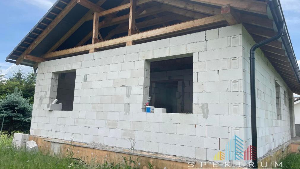 Exkluzívne na predaj novostavba v Dežericiach , 966m2 pozemok