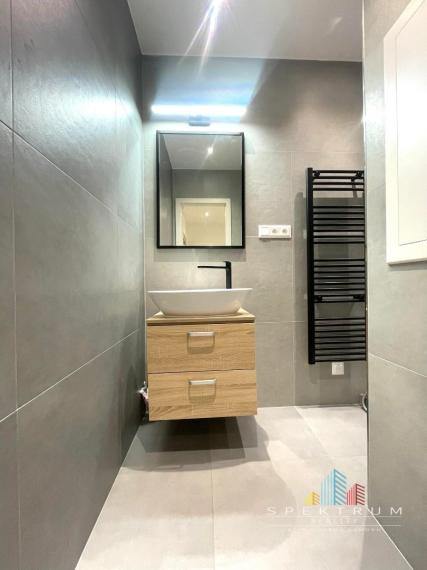 Rezervované...Prenájom krásneho 2 izb bytu v Bánovciach n/B s balkónom