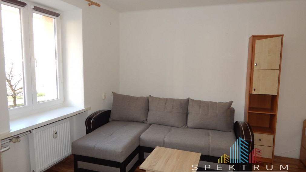 SPEKTRUM REALITY- Na PRENÁJOM 1 -izbový byt, 29 m2, Handlová, 29.Augusta