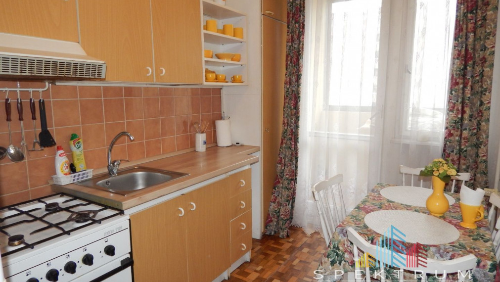 REZERVOVANÉ-EXKLUZÍVNE-SPEKTRUM REALITY- Na Predaj 2-izbový byt, 50 m2 s loggiou, Žiar nad Hronom, Pod Vršky