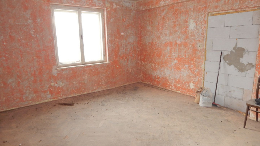 SPEKTRUM REALITY - Na Predaj  rodinný dom s pozemkom 457 m2 , Chvojnica, okres Prievidza