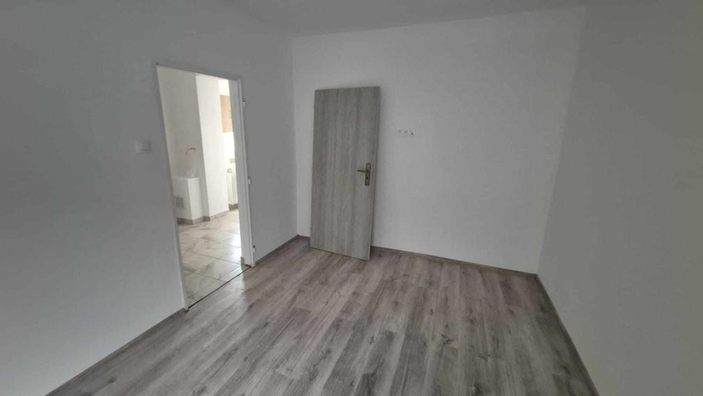 SPEKTRUM REALITY- Na Predaj 4- izbový rodinný dom s pozemkom 1200 m2, Opatovce nad Nitrou, okres Prievidza