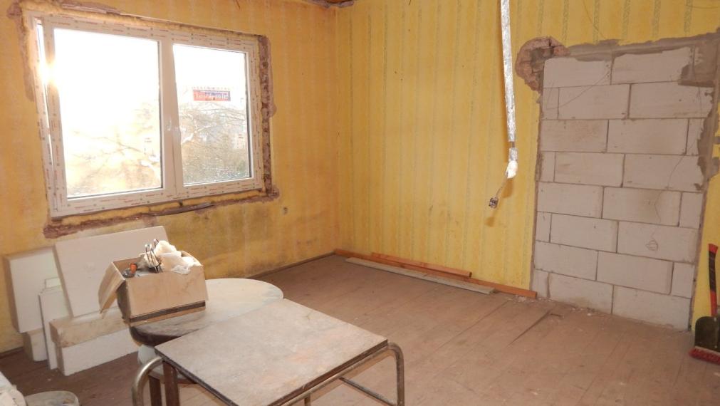 SPEKTRUM REALITY - Na Predaj 3 -izbový rodinný dom s pozemkom 722 m2, Handlová