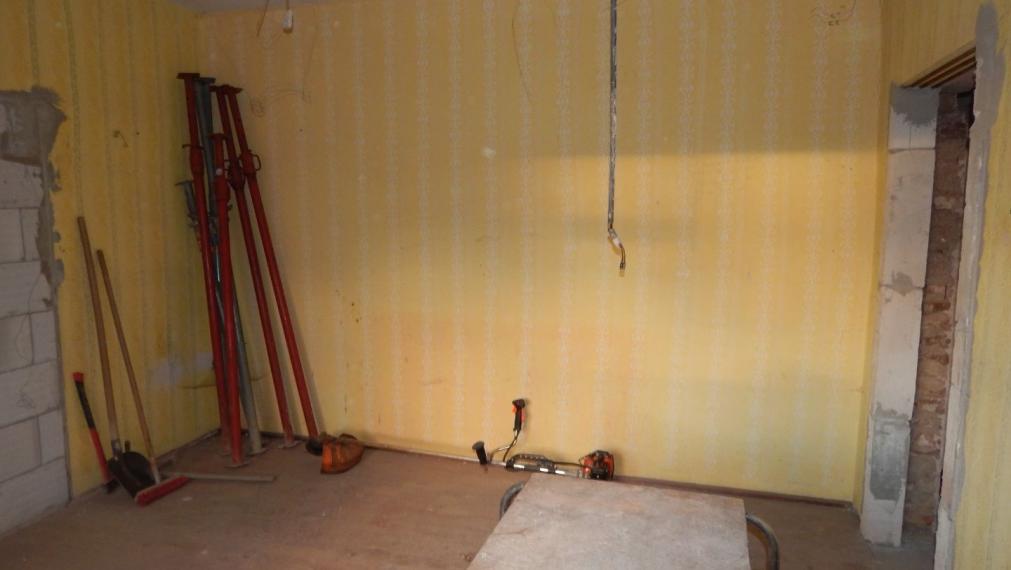 SPEKTRUM REALITY - Na Predaj 3 -izbový rodinný dom s pozemkom 722 m2, Handlová