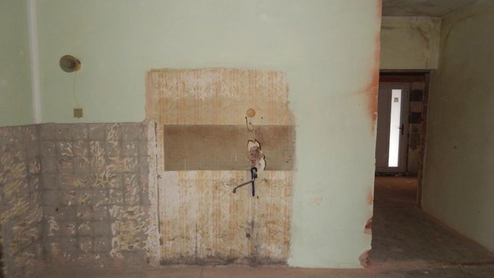 SPEKTRUM REALITY - Na Predaj 3 -izbový rodinný dom s pozemkom 722 m2, Handlová