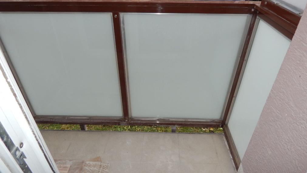 SPEKTRUM REALITY- Na PREDAJ 3 -izbový byt, 63.3 m2 s balkónom, Handlová, ul. Prievidzská