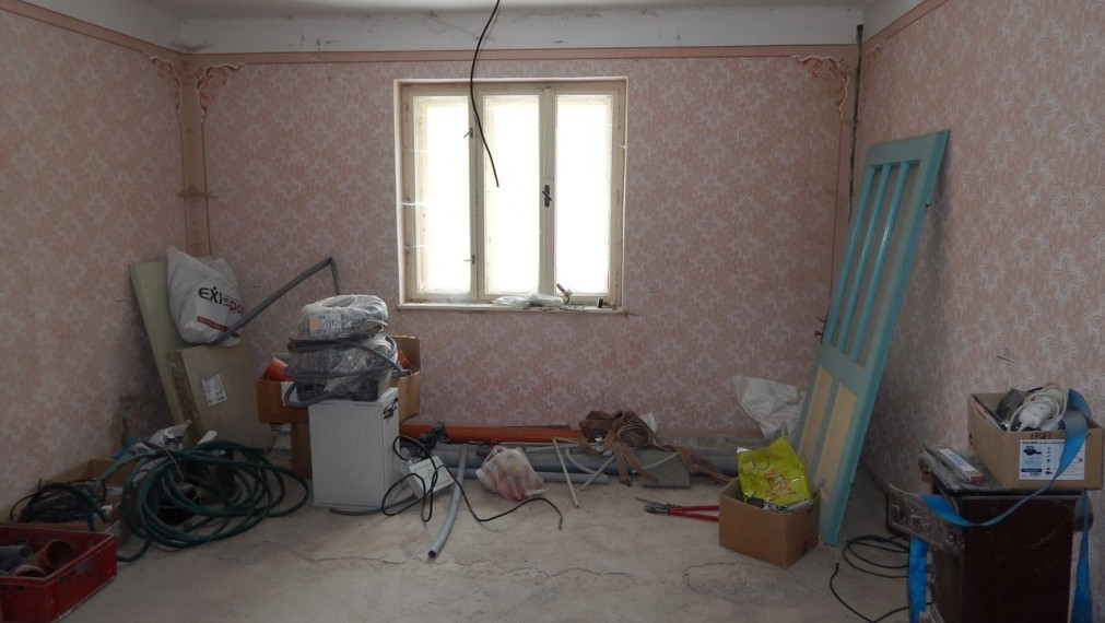 SPEKTRUM REALITY- Na predaj 3-izbový rodinný dom s pozemkom 1840 m2, Valaská Bela, okres Prievidza