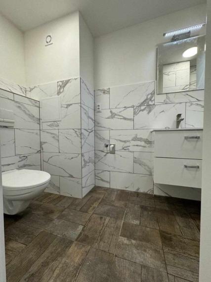 SPEKTRUM REALITY- Na PREDAJ 3 -izbový byt, 57 m2, Handlová, ul. ČSA