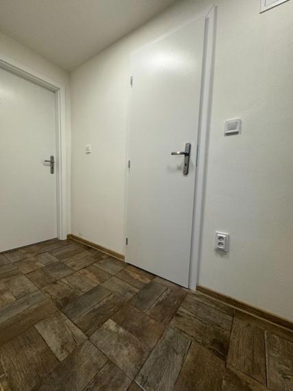 SPEKTRUM REALITY- Na PREDAJ 3 -izbový byt, 57 m2, Handlová, ul. ČSA