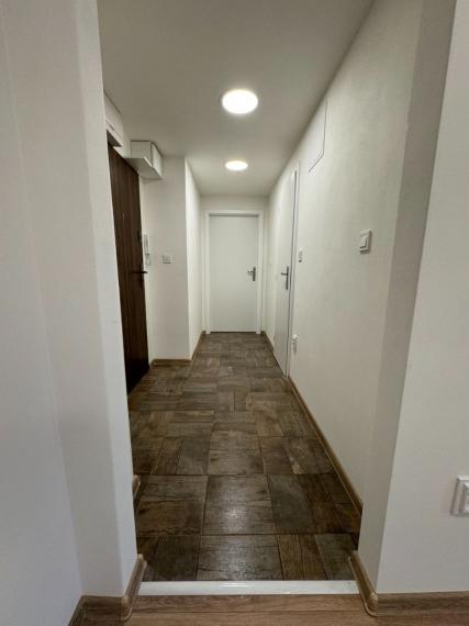 SPEKTRUM REALITY- Na PREDAJ 3 -izbový byt, 57 m2, Handlová, ul. ČSA