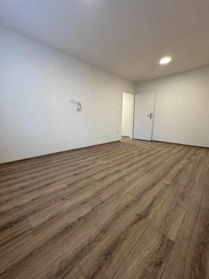 SPEKTRUM REALITY- Na PREDAJ 3 -izbový byt, 57 m2, Handlová, ul. ČSA