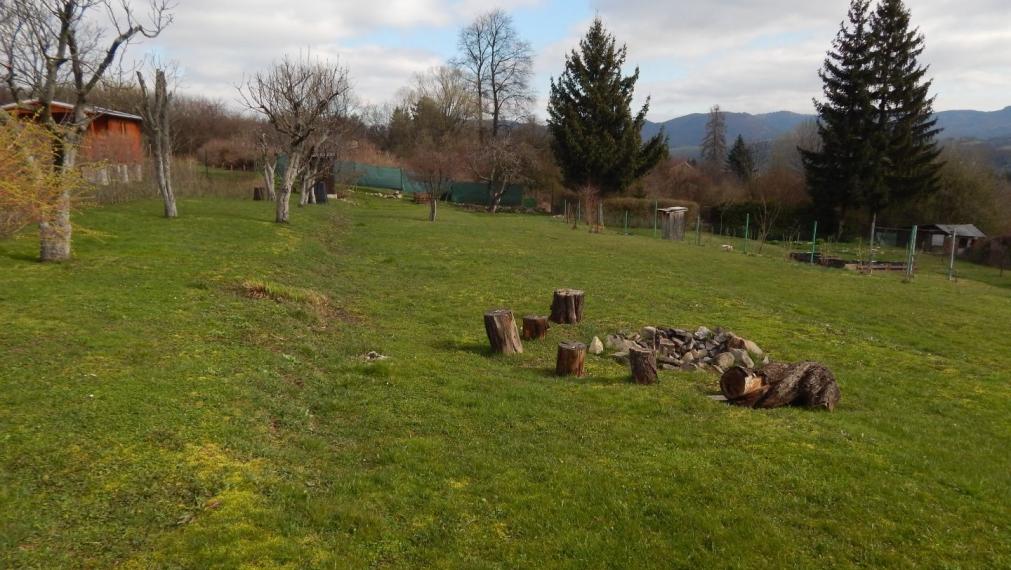 SPEKTRUM REALITY- Na Predaj dve záhradné chatky s pozemkom 1618 m2, záhradkárska osada ,, Mlynárka " Handlová, okres Prievidza