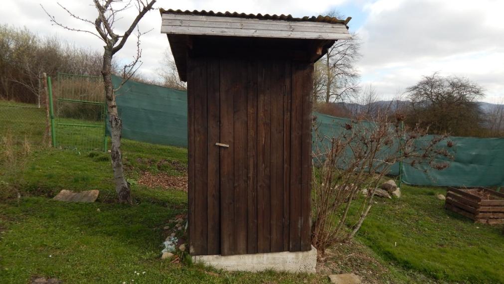 SPEKTRUM REALITY- Na Predaj dve záhradné chatky s pozemkom 1618 m2, záhradkárska osada ,, Mlynárka " Handlová, okres Prievidza