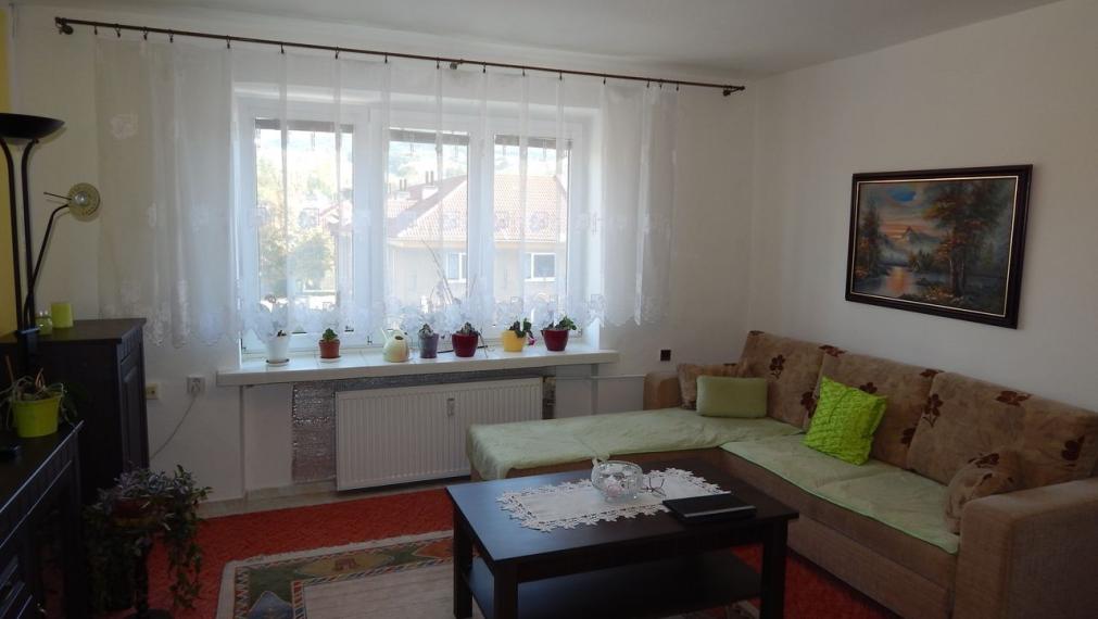 SPEKTRUM REALITY- Na Predaj veľkometrážny 4-izbový byt 105 m2, Handlová, 29.Augusta