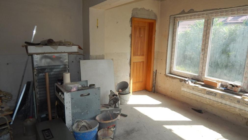 EXKLUZÍVNE-SPEKTRUM REALITY- Na predaj  7-izbový rodinný dom s pozemkom  1109 m2, Valaská Bela, okres Prievidza