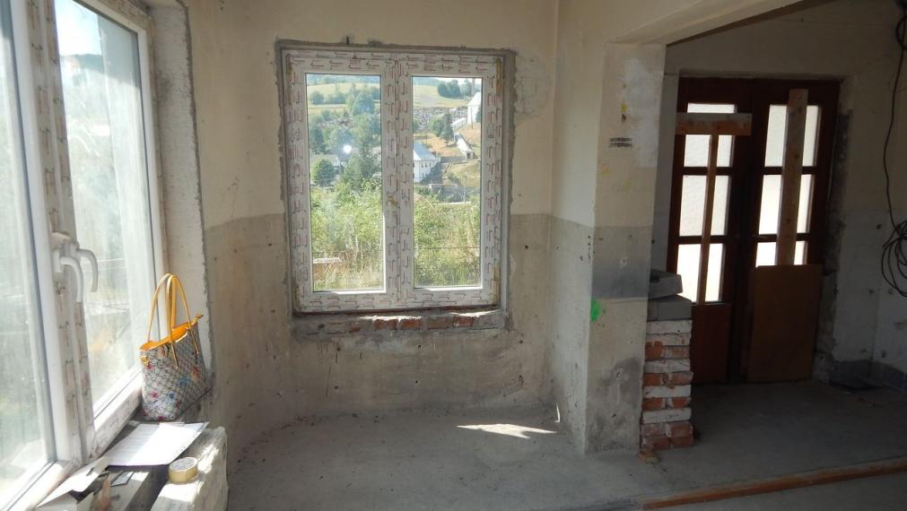 EXKLUZÍVNE-SPEKTRUM REALITY- Na predaj  7-izbový rodinný dom s pozemkom  1109 m2, Valaská Bela, okres Prievidza