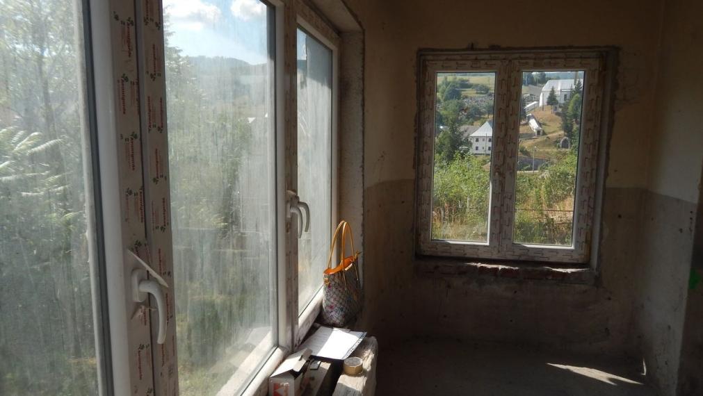 EXKLUZÍVNE-SPEKTRUM REALITY- Na predaj  7-izbový rodinný dom s pozemkom  1109 m2, Valaská Bela, okres Prievidza