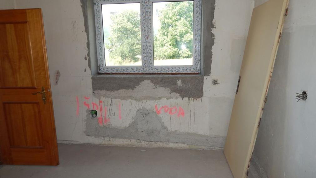 EXKLUZÍVNE-SPEKTRUM REALITY- Na predaj  7-izbový rodinný dom s pozemkom  1109 m2, Valaská Bela, okres Prievidza