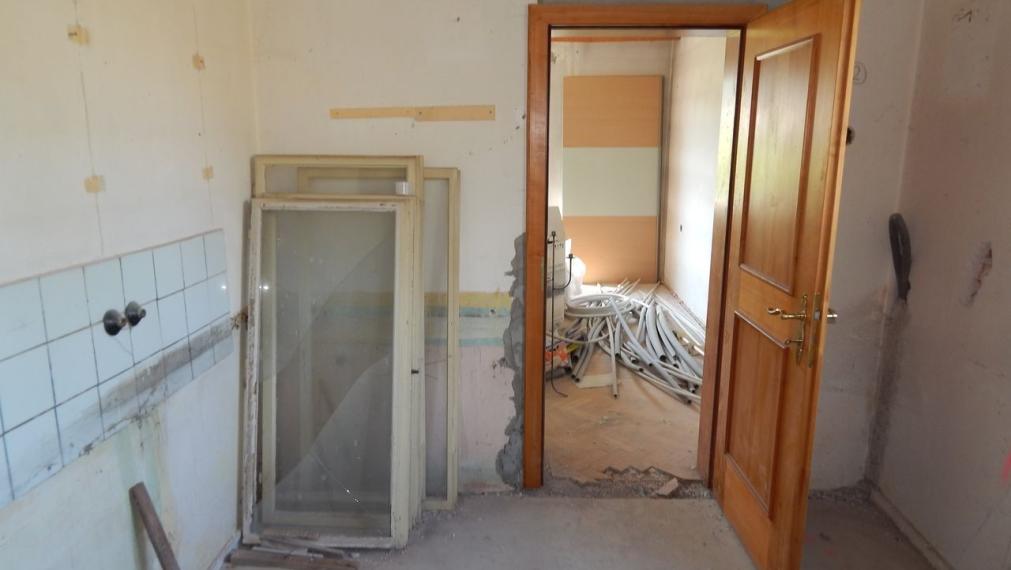 EXKLUZÍVNE-SPEKTRUM REALITY- Na predaj  7-izbový rodinný dom s pozemkom  1109 m2, Valaská Bela, okres Prievidza