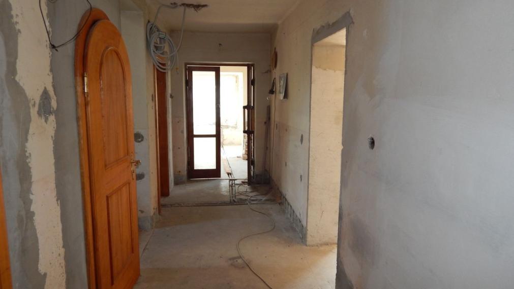 EXKLUZÍVNE-SPEKTRUM REALITY- Na predaj  7-izbový rodinný dom s pozemkom  1109 m2, Valaská Bela, okres Prievidza