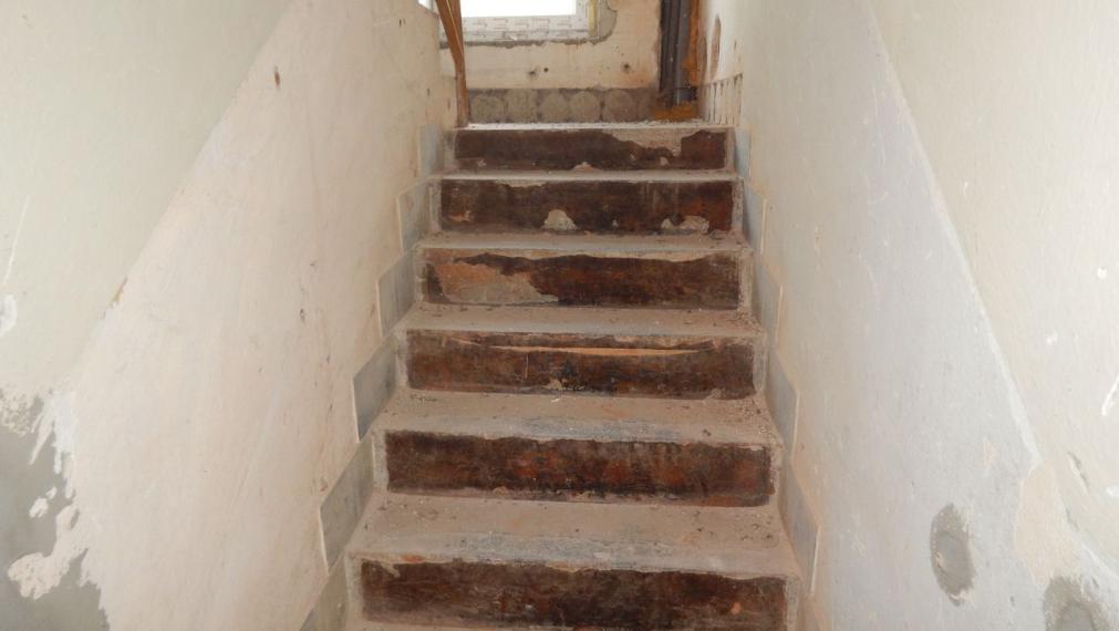 EXKLUZÍVNE-SPEKTRUM REALITY- Na predaj  7-izbový rodinný dom s pozemkom  1109 m2, Valaská Bela, okres Prievidza