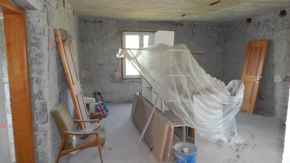 EXKLUZÍVNE-SPEKTRUM REALITY- Na predaj  7-izbový rodinný dom s pozemkom  1109 m2, Valaská Bela, okres Prievidza