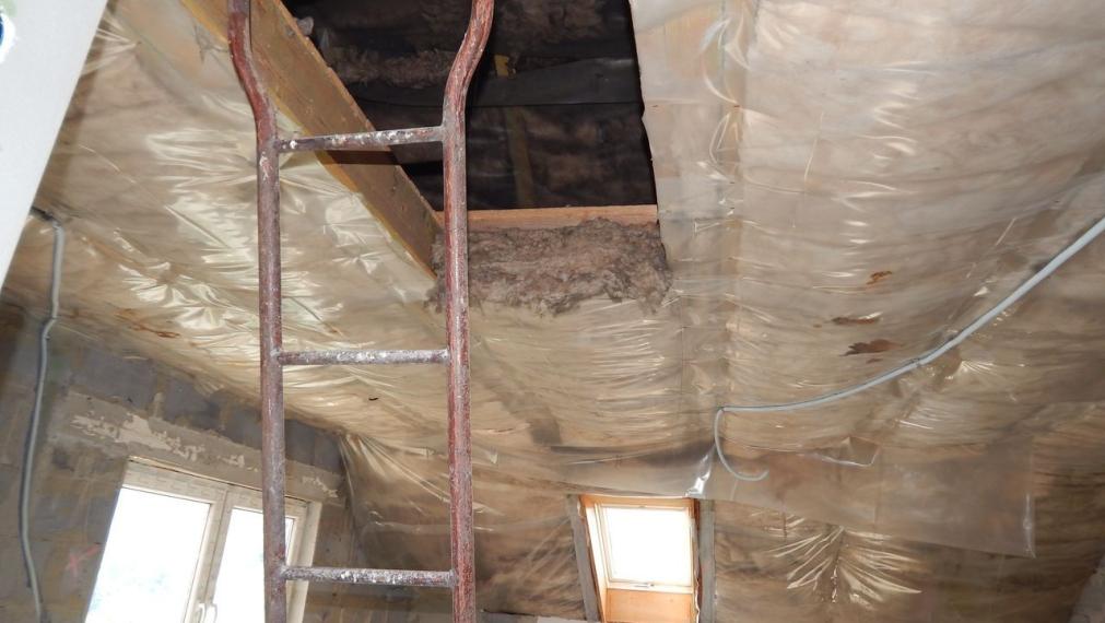 EXKLUZÍVNE-SPEKTRUM REALITY- Na predaj  7-izbový rodinný dom s pozemkom  1109 m2, Valaská Bela, okres Prievidza