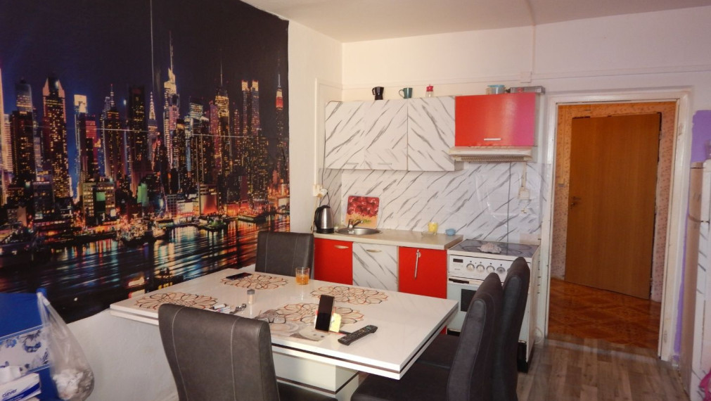 SPEKTRUM REALITY- Na PREDAJ garsónka, 23 m2 s loggiou, okres Žiar nad Hronom