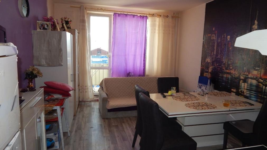 SPEKTRUM REALITY- Na PREDAJ garsónka, 23 m2 s loggiou, okres Žiar nad Hronom