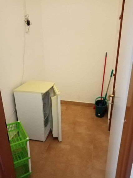 Na prenájom 2 izbový atypický byt v centre mesta BN