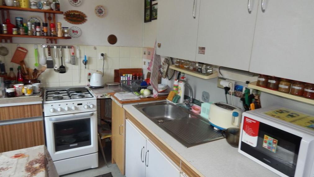 SPEKTRUM REALITY- Na Predaj 3-izbový  byt, 63 m2 s balkónom, Vyhne, okres Žiar nad Hronom