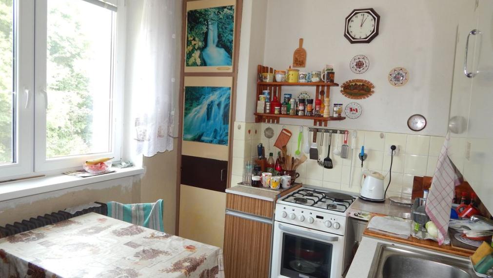 SPEKTRUM REALITY- Na Predaj 3-izbový  byt, 63 m2 s balkónom, Vyhne, okres Žiar nad Hronom