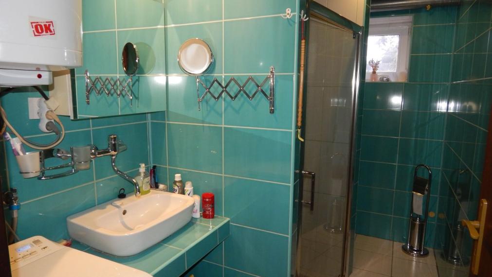 PREDANÉ! SPEKTRUM REALITY - Na Predaj  2-izbový rodinný dom s pozemkom 196 m2 , Horná Ves, okres Prievidza