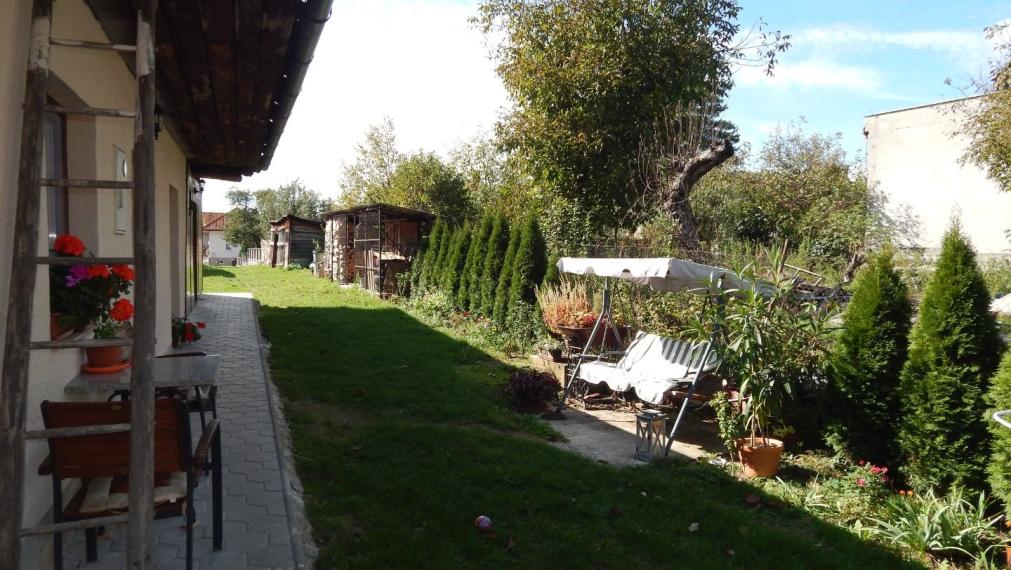 PREDANÉ! SPEKTRUM REALITY - Na Predaj  2-izbový rodinný dom s pozemkom 196 m2 , Horná Ves, okres Prievidza