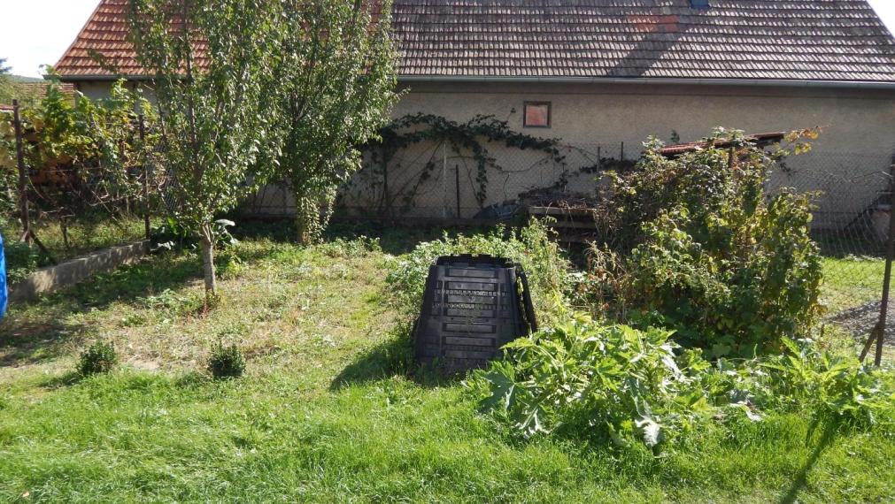 PREDANÉ! SPEKTRUM REALITY - Na Predaj  2-izbový rodinný dom s pozemkom 196 m2 , Horná Ves, okres Prievidza