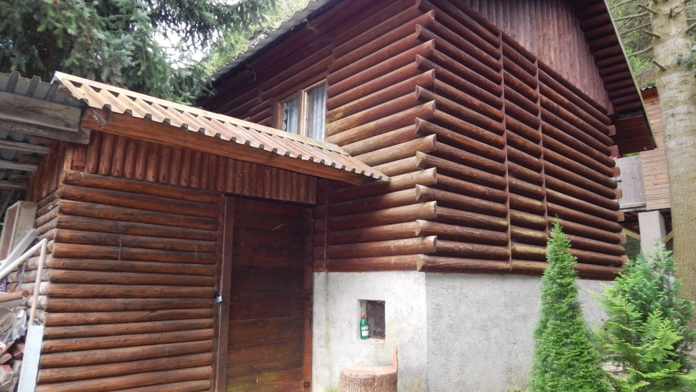 REZERVOVANÉ-SPEKTRUM REALITY- Na Predaj záhradná chata s pozemkom 464 m2,, záhradkárska osada SNP pri Gewise " Handlová