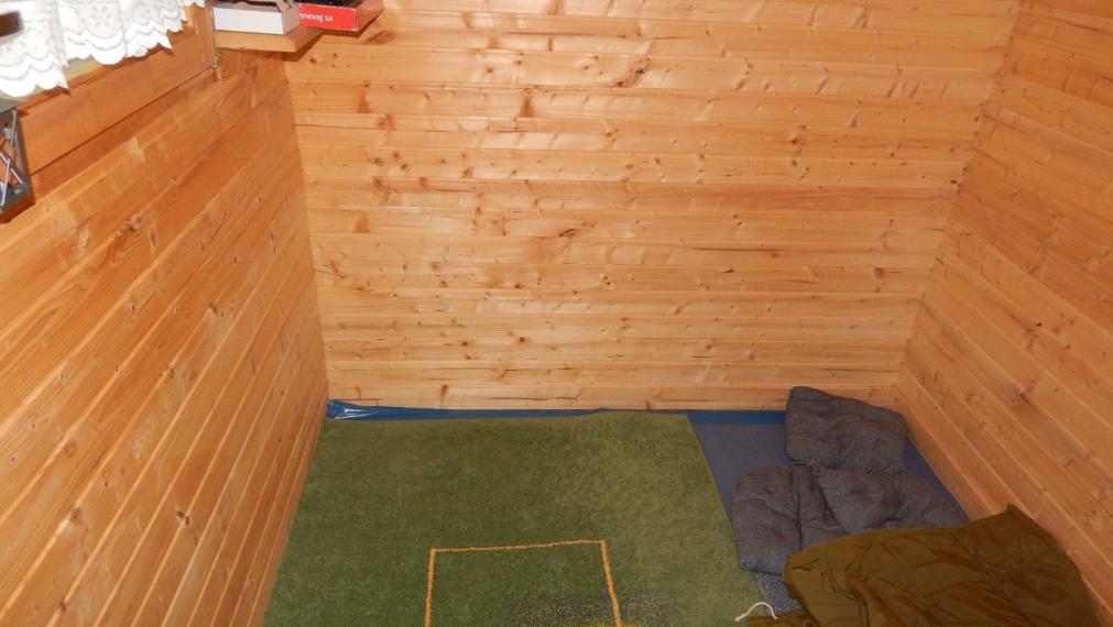 SPEKTRUM REALITY- Na Predaj záhradná chata s pozemkom 464 m2,, záhradkárska osada SNP pri Gewise " Handlová