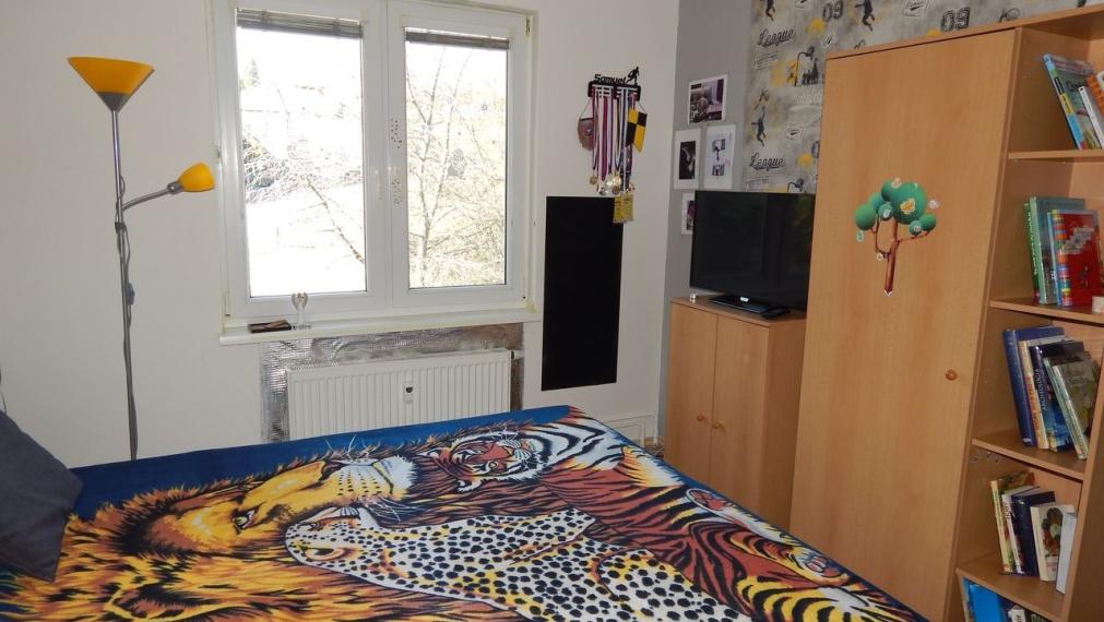 EXKLUZÍVNE-SPEKTRUM REALITY- Na Predaj 2-izbový byt, 58 m2 s balkónom, Handlová, ul. Prievidzská