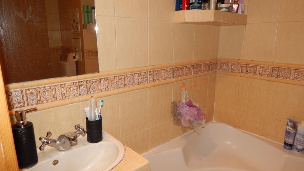 EXKLUZÍVNE-SPEKTRUM REALITY- Na Predaj 2-izbový byt, 58 m2 s balkónom, Handlová, ul. Prievidzská