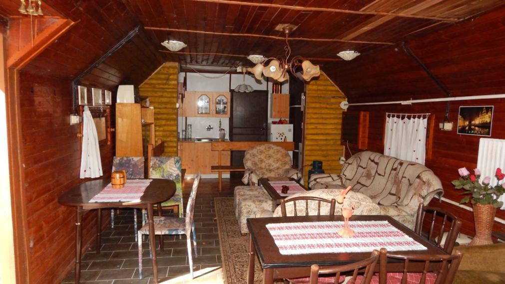 EXKLUZÍVNE-SPEKTRUM REALITY- Na Predaj Rekreačná chata v obci Kľačno, okres Prievidza