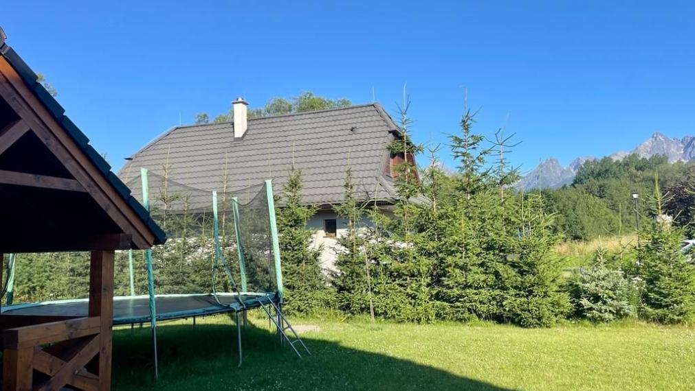 NA PREDAJ- chata /NOVOSTAVBA/ komplet zariadená / Vysoké Tatry- Stará Lesná  s panoramatickým výhľadom