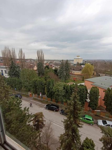 NOVÁ CENA/ Pekný 3 izbový byt s loggiou v BnB Centrum/Stanica