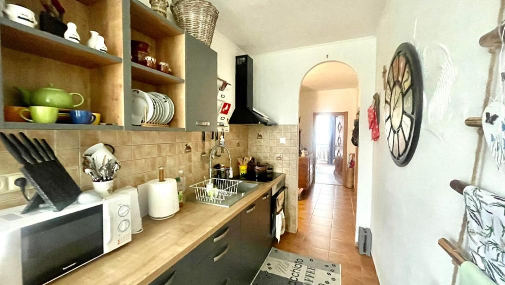 Exkluzívna ponuka 3 izb. veľkometrážného bytu v Bánovciach n/B s balkónom a pivnicou- SEVER