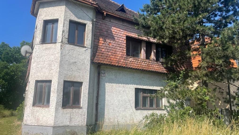 Exklzívne na predaj veľký 7 izb. RD- Partizánske / Veľké Bielice