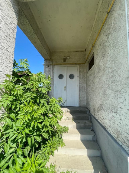 Exklzívne na predaj veľký 7 izb. RD- Partizánske / Veľké Bielice