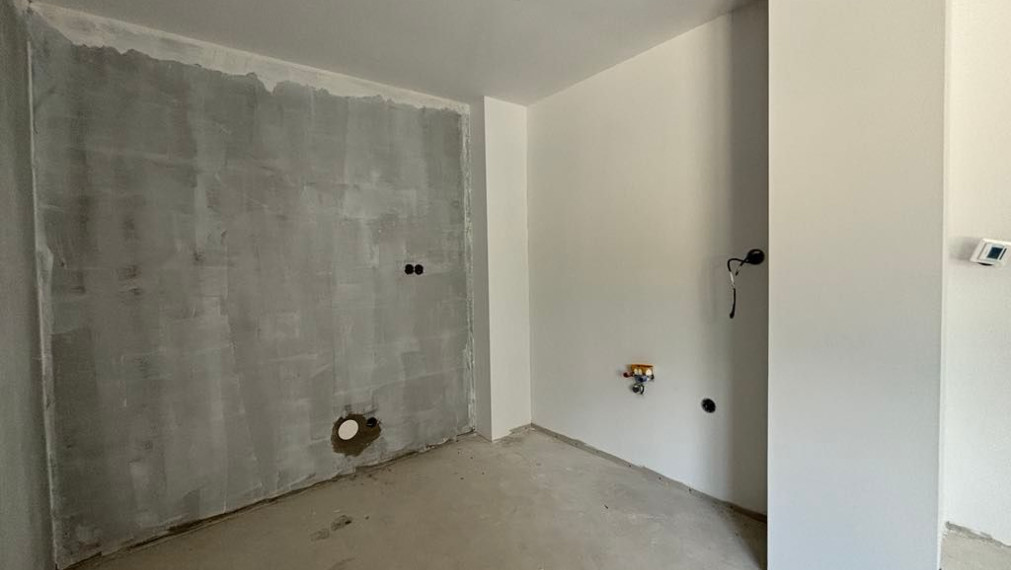 PREDAJ -Exkluzívna ponuka  3i RD - kompletná rekonštrukcia, terasa, pozemok 450m2 - Bánovcen/B / Biskupice