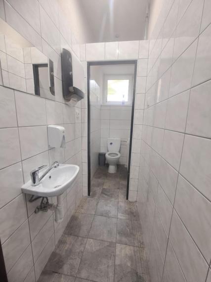 Exkluzívne - prenájom komerčný priestor Vystrkov Bánovce nad Bebravou